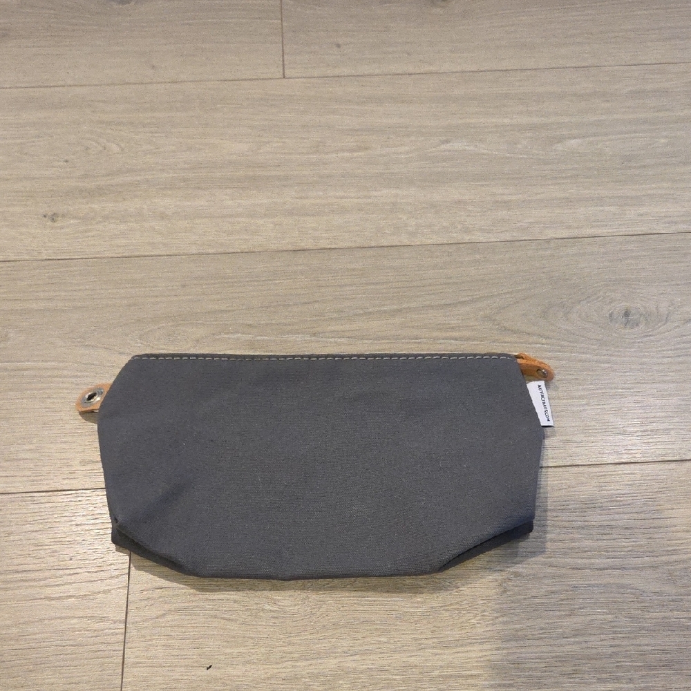 Artifact Pouch